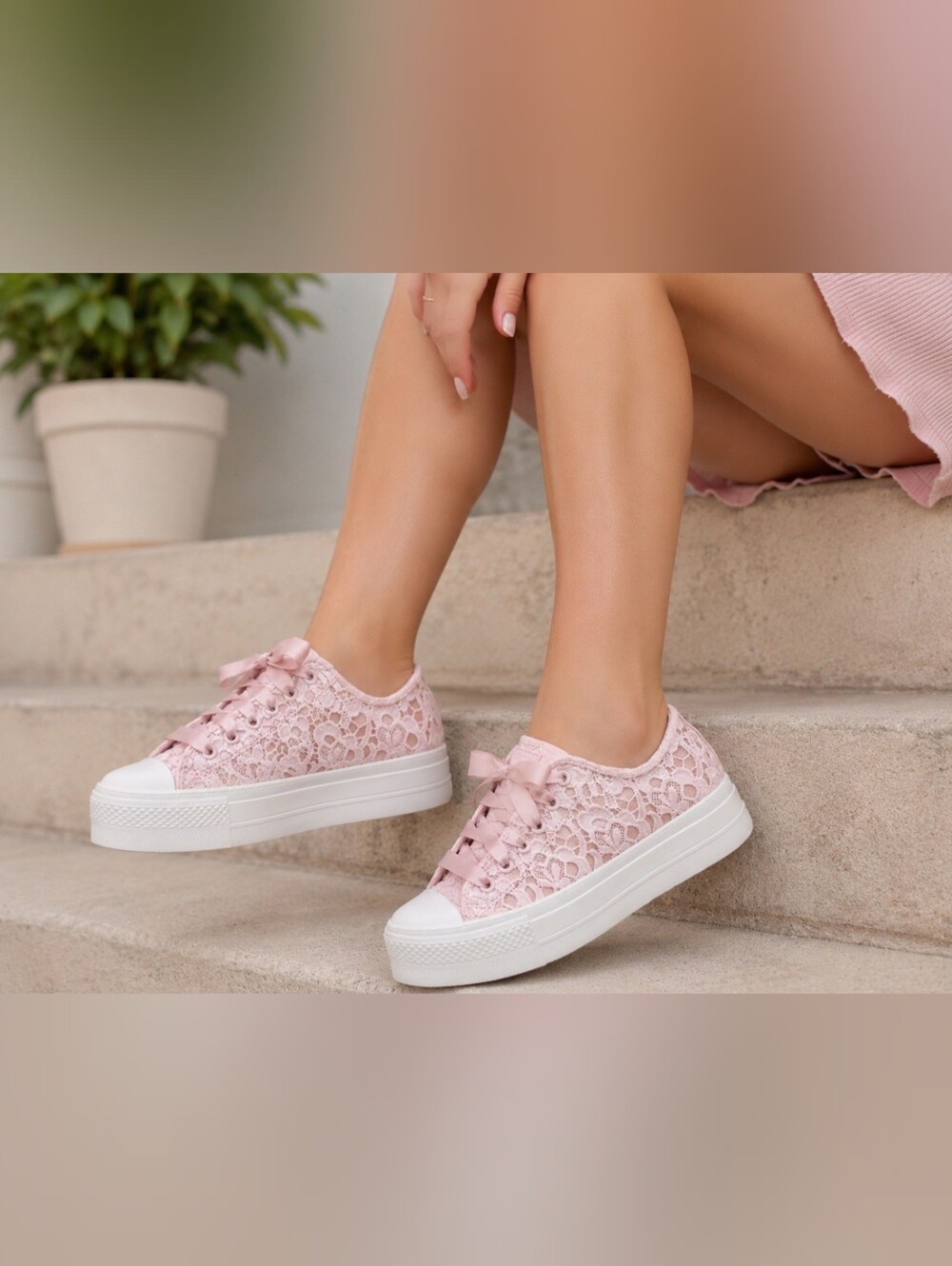 New Converse Chuck Taylor All Star Lace Low Top Shoes Pink Women's 8 Extra Laces